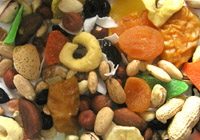 Sušené ovocie a orechy